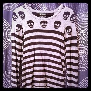Striped Skull Hot Topic sweater